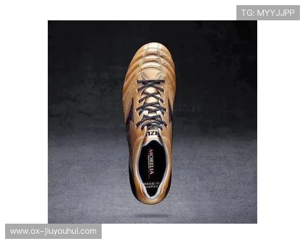 日本黑色足球衣展现独特魅力 引领潮流与传统的完美结合